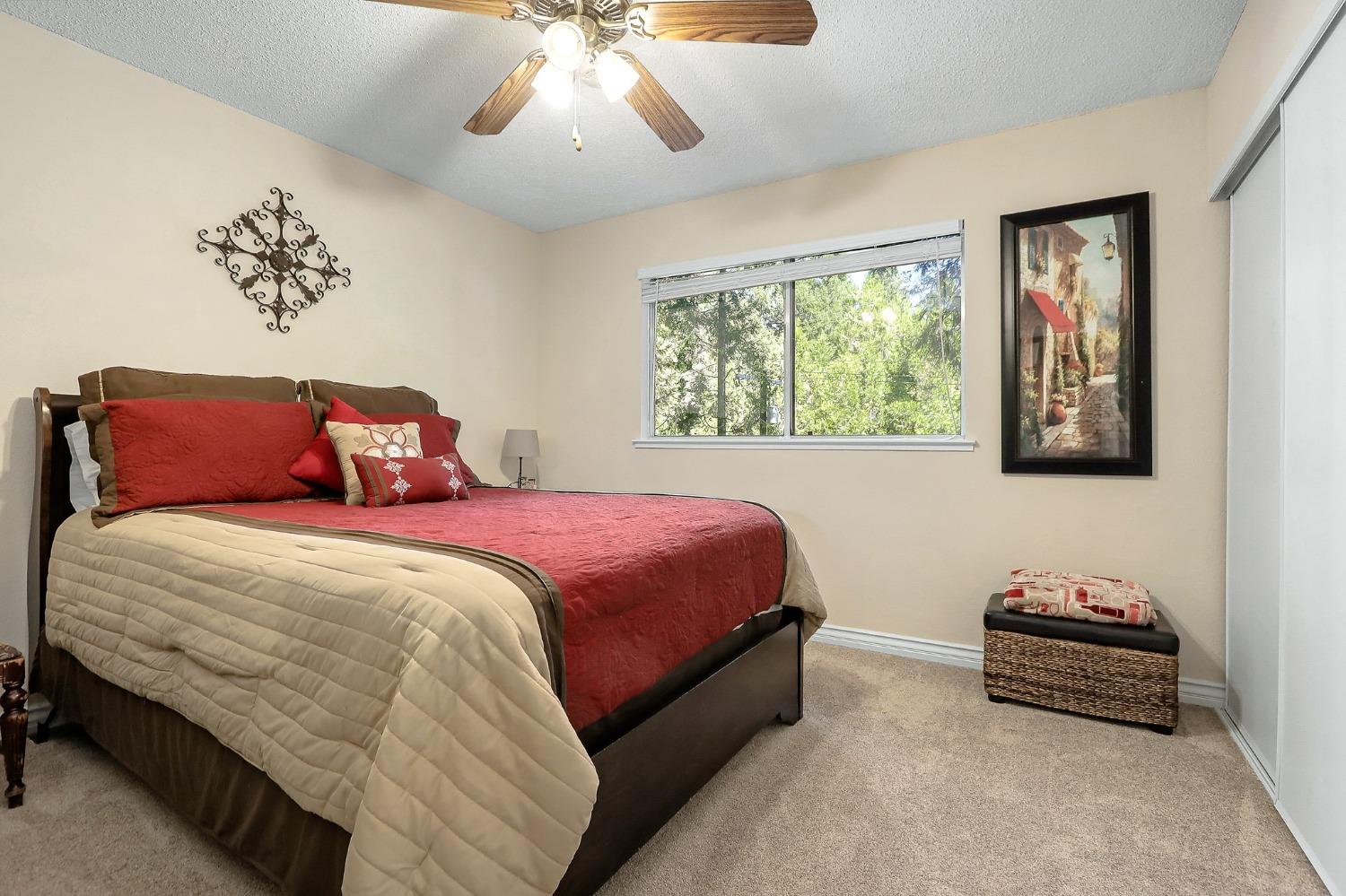 Detail Gallery Image 15 of 28 For 6856 Onyx Trl, Pollock Pines,  CA 95726 - 3 Beds | 2 Baths