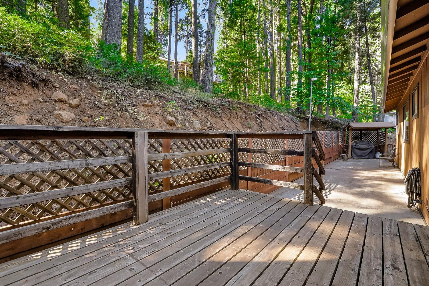 Detail Gallery Image 23 of 28 For 6856 Onyx Trl, Pollock Pines,  CA 95726 - 3 Beds | 2 Baths