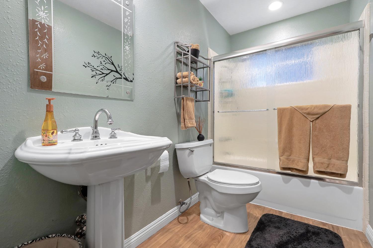 Detail Gallery Image 12 of 28 For 6856 Onyx Trl, Pollock Pines,  CA 95726 - 3 Beds | 2 Baths