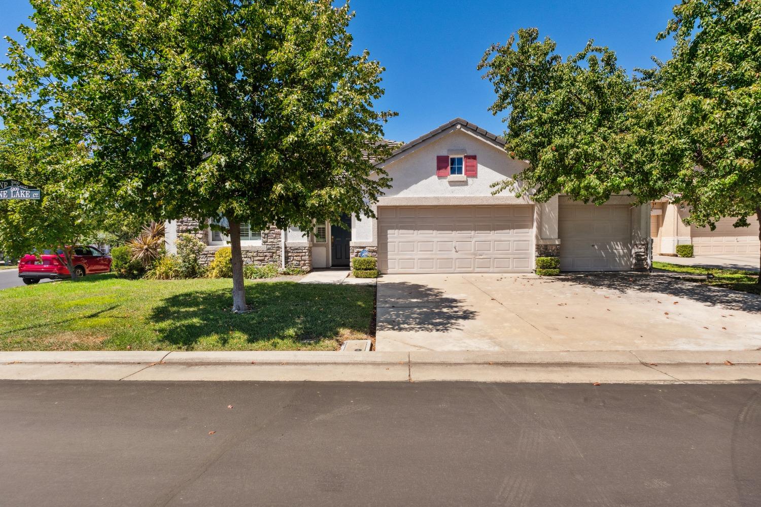 Detail Gallery Image 10 of 37 For 5011 Pine Lake Ct, Stockton,  CA 95219 - 3 Beds | 2 Baths