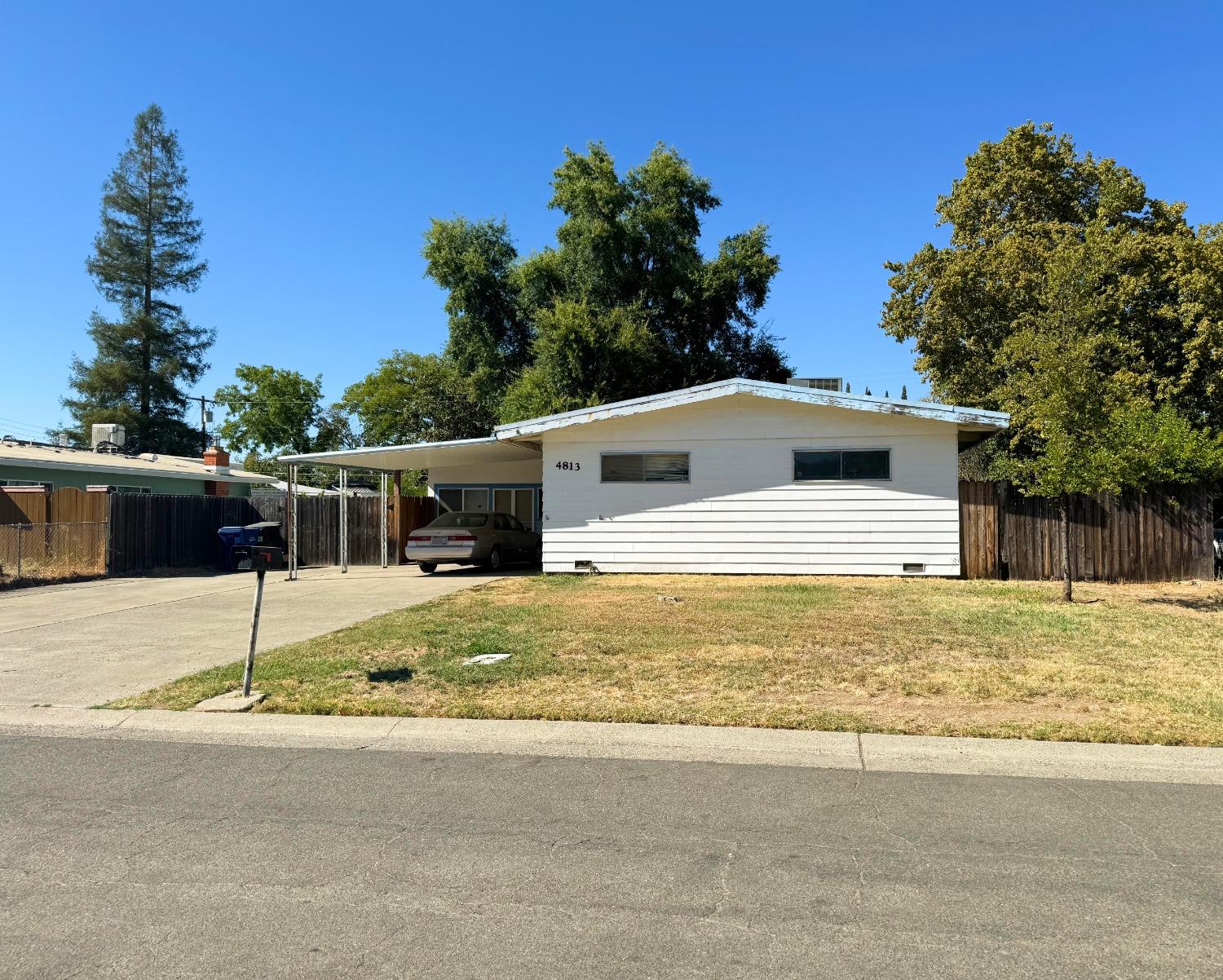 Detail Gallery Image 1 of 1 For 4813 Boyd Dr, Carmichael,  CA 95608 - 3 Beds | 1/1 Baths