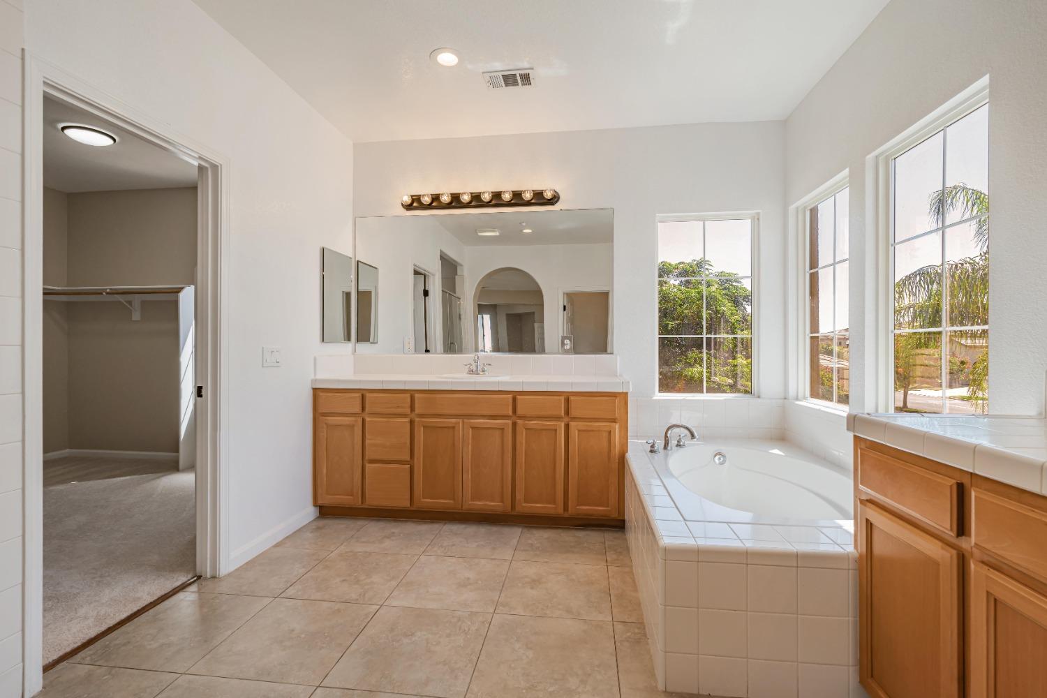 Detail Gallery Image 53 of 63 For 16533 Upper Pasture, Lathrop,  CA 95330 - 6 Beds | 4 Baths