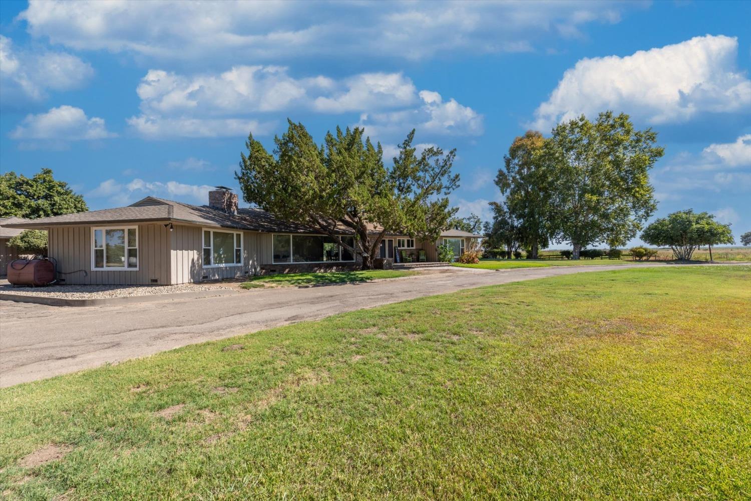 Detail Gallery Image 9 of 95 For 7271 Gridley Rd, Colusa,  CA 95932 - 4 Beds | 4/2 Baths