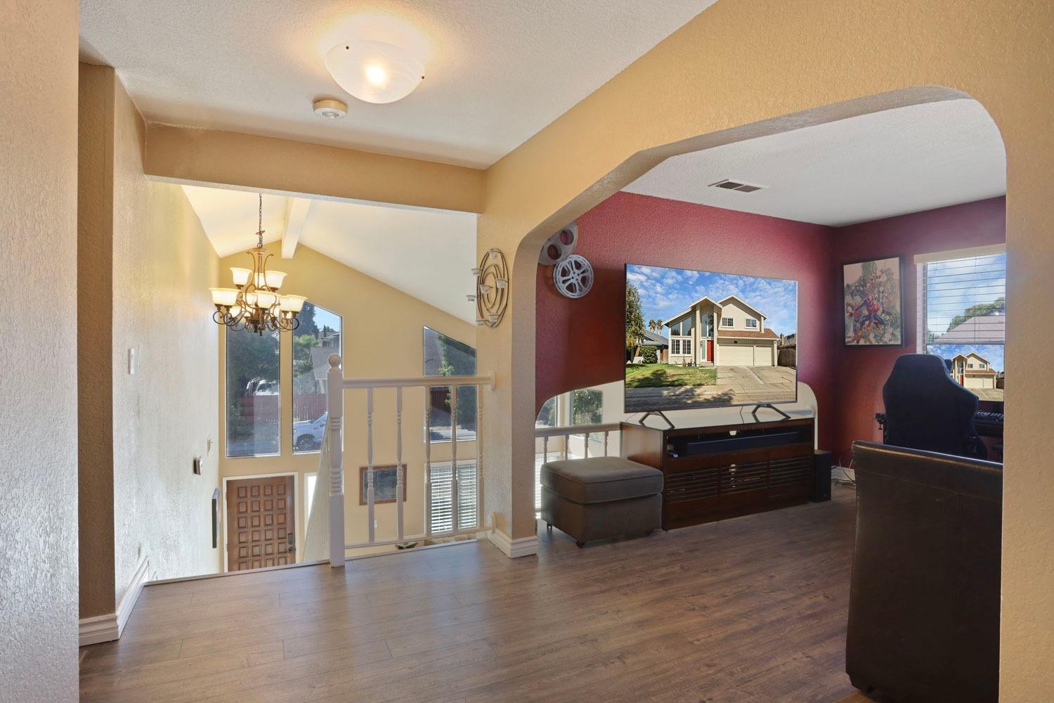 Detail Gallery Image 29 of 58 For 9708 Enchantment Ln, Stockton,  CA 95209 - 4 Beds | 2/1 Baths