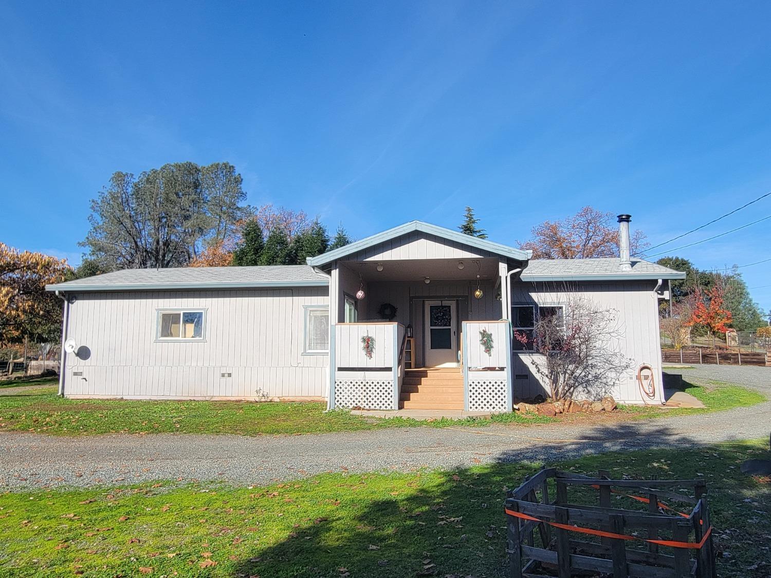 Detail Gallery Image 7 of 28 For 21792 Trotter Rd, Grass Valley,  CA 95949 - 3 Beds | 2 Baths