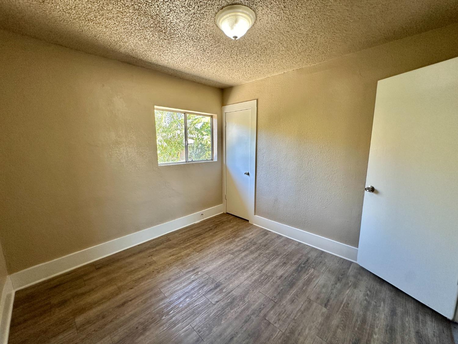 Detail Gallery Image 16 of 21 For 1611 S Hazelwood Blvd, Fresno,  CA 93702 - 3 Beds | 1 Baths