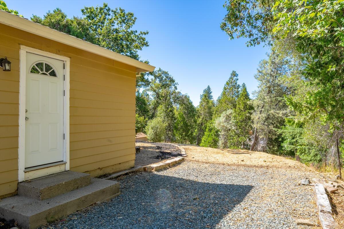 Detail Gallery Image 35 of 40 For 875 Hillcrest St, Placerville,  CA 95667 - 3 Beds | 2 Baths