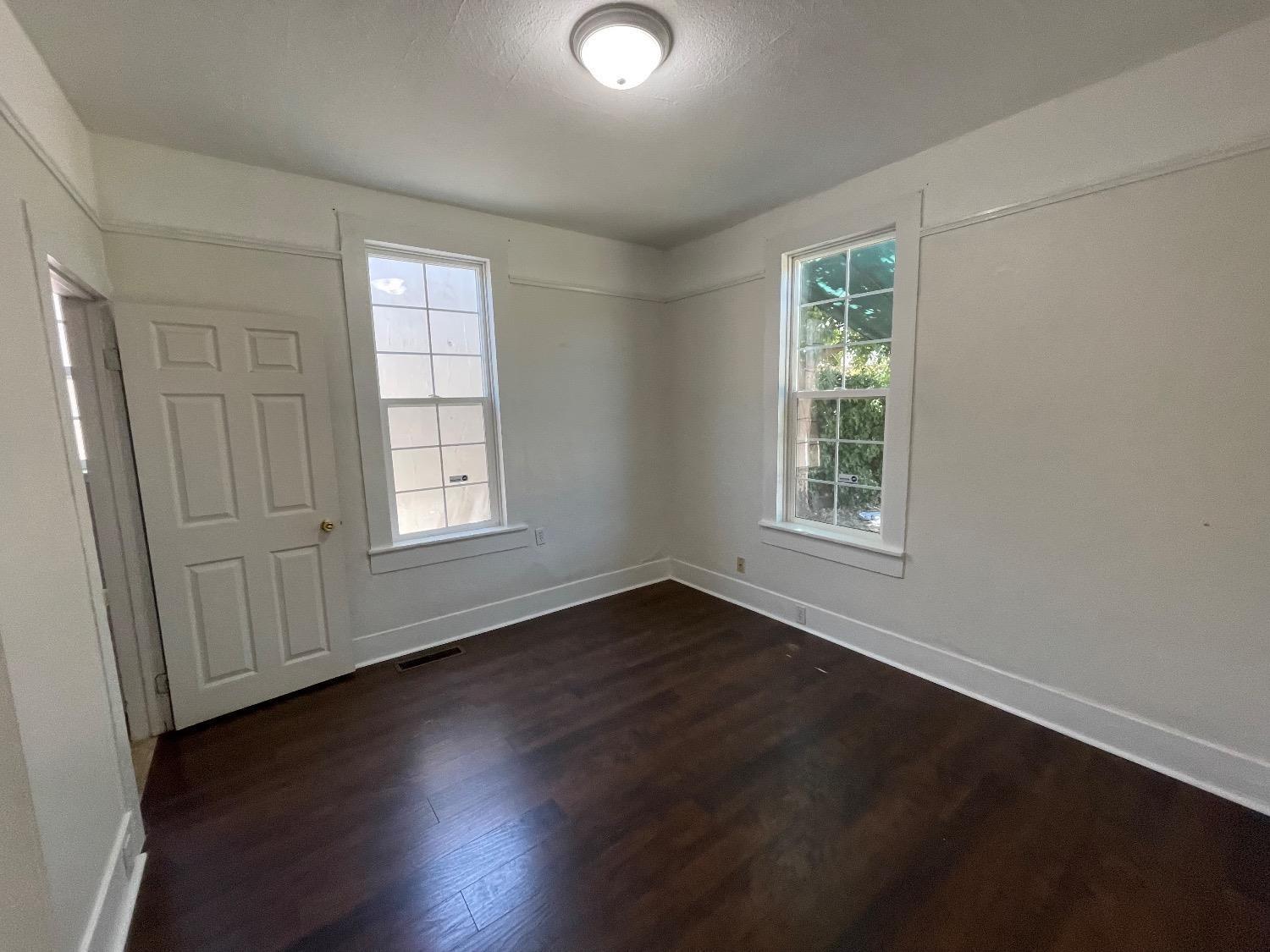 Detail Gallery Image 18 of 31 For 150 E Pine St, Stockton,  CA 95204 - 3 Beds | 2/1 Baths