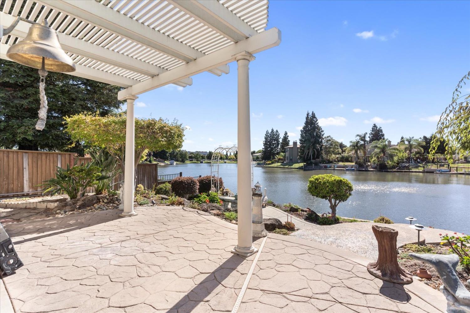 Detail Gallery Image 63 of 84 For 10325 Oak Shores Ct, Stockton,  CA 95209 - 4 Beds | 2/1 Baths