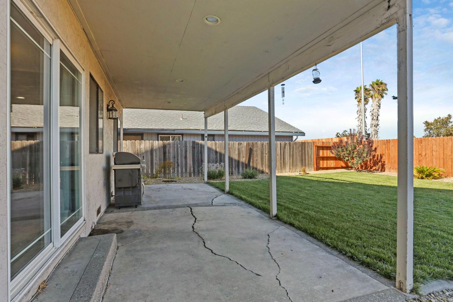 Detail Gallery Image 52 of 58 For 9708 Enchantment Ln, Stockton,  CA 95209 - 4 Beds | 2/1 Baths