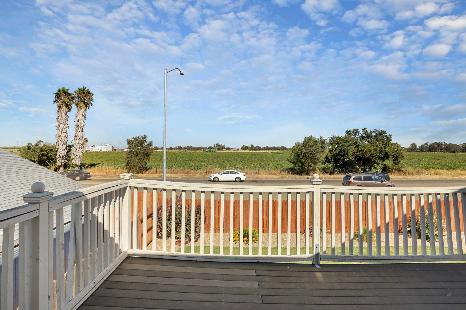 Detail Gallery Image 41 of 58 For 9708 Enchantment Ln, Stockton,  CA 95209 - 4 Beds | 2/1 Baths