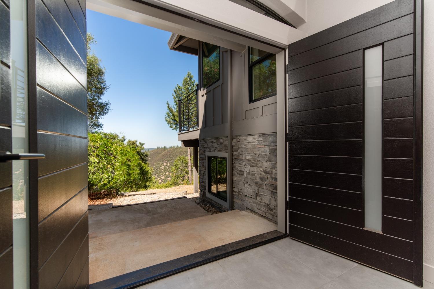 Detail Gallery Image 24 of 69 For 1000 Champagne Ln, Placerville,  CA 95667 - 3 Beds | 3 Baths