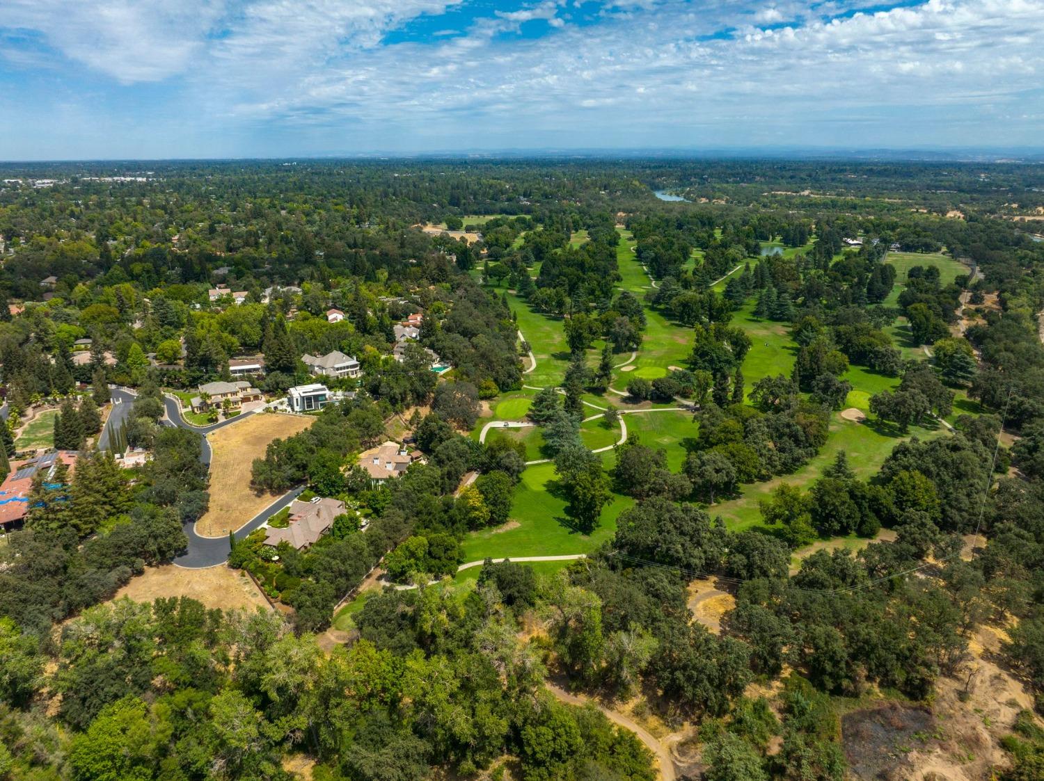 Detail Gallery Image 43 of 45 For 6225 Gobernadores Ln, Carmichael,  CA 95608 - 4 Beds | 4/1 Baths