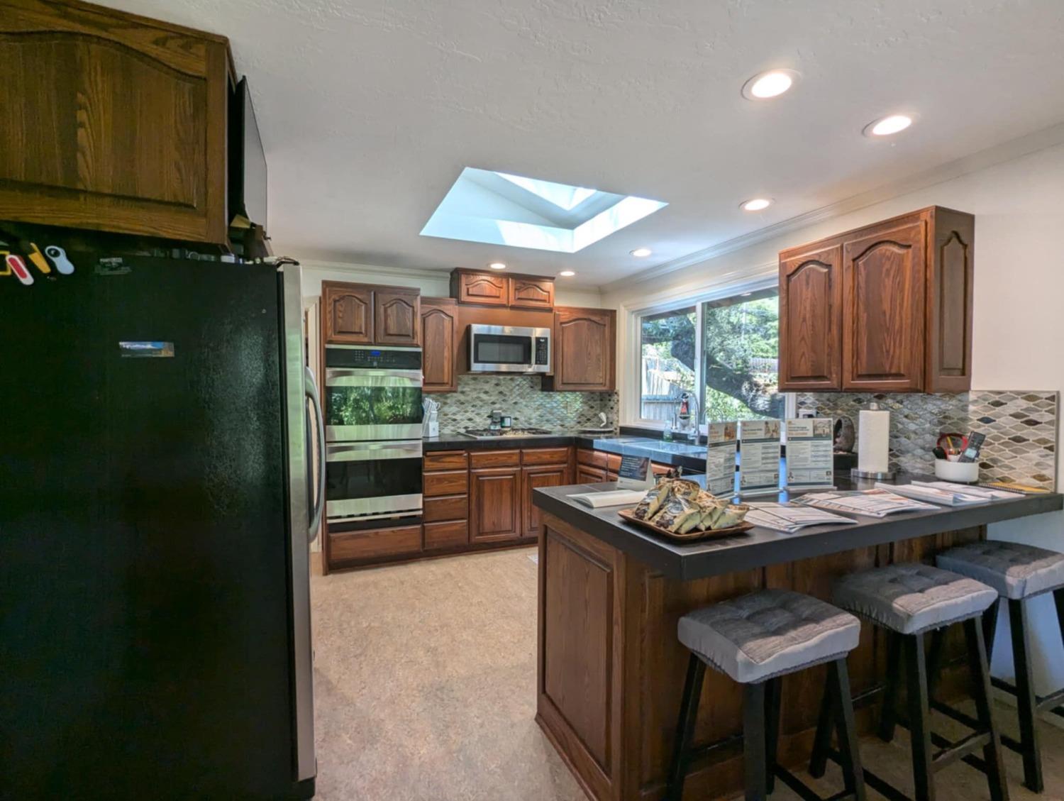 Detail Gallery Image 13 of 27 For 7358 Hihn Rd, Ben Lomond,  CA 95005 - 3 Beds | 2/1 Baths