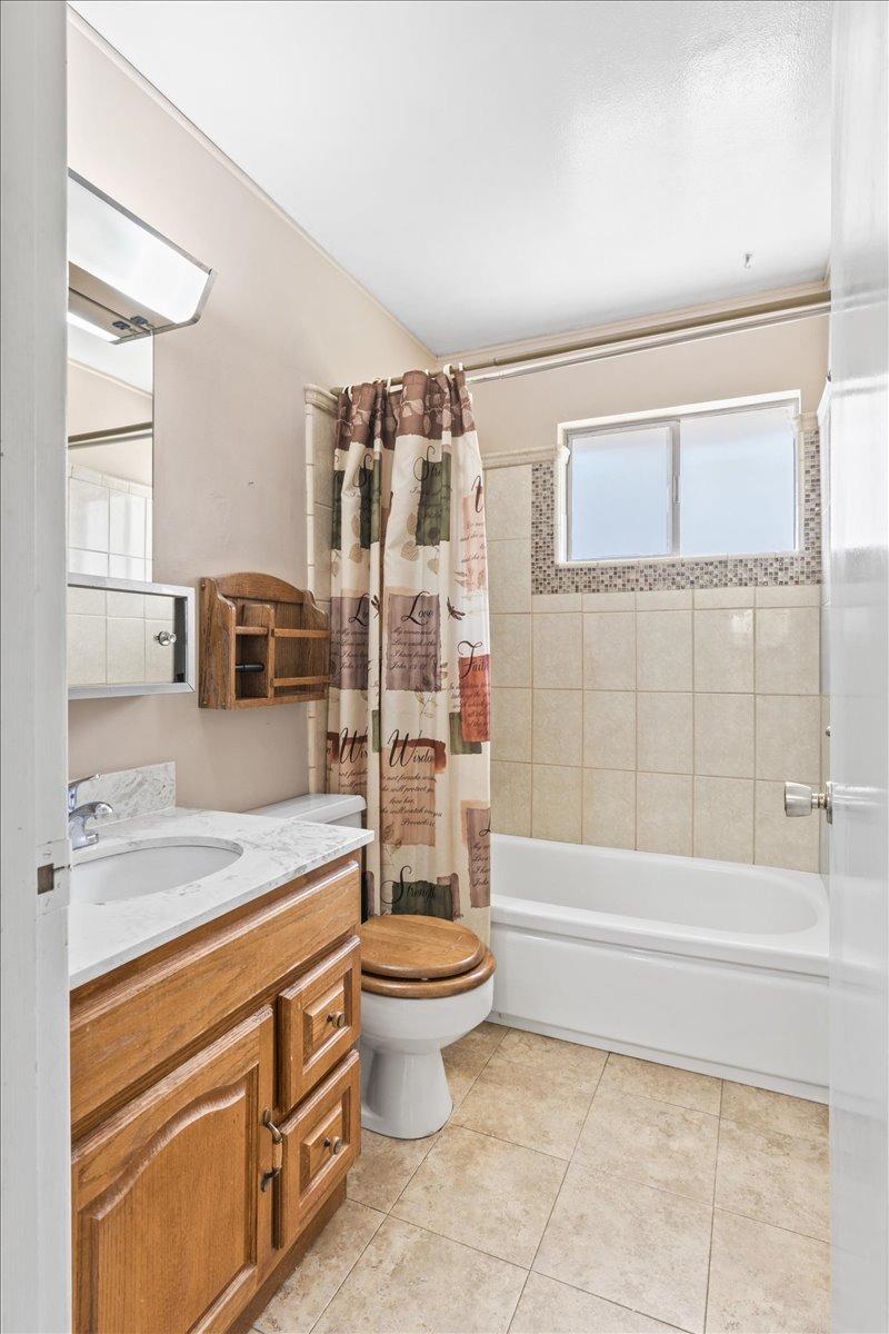 Detail Gallery Image 23 of 31 For 9140 La Riviera Dr, Sacramento,  CA 95826 - 3 Beds | 2 Baths