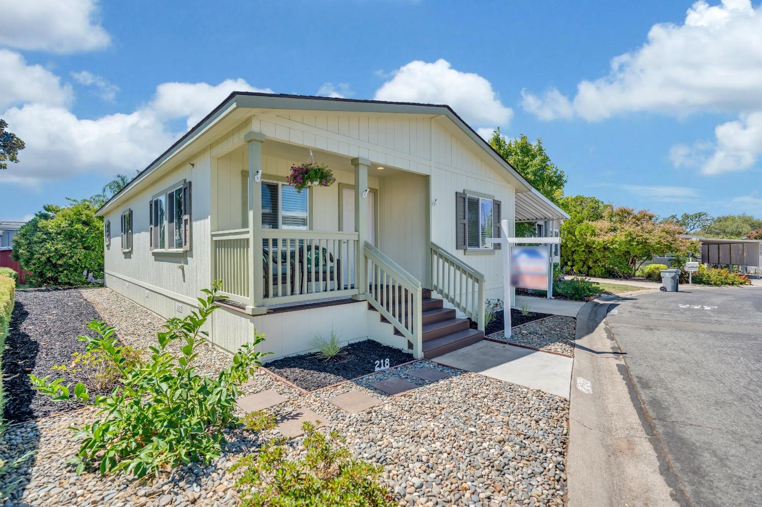 Detail Gallery Image 1 of 1 For 218 Bluebird Ln, Folsom,  CA 95630 - 2 Beds | 2 Baths