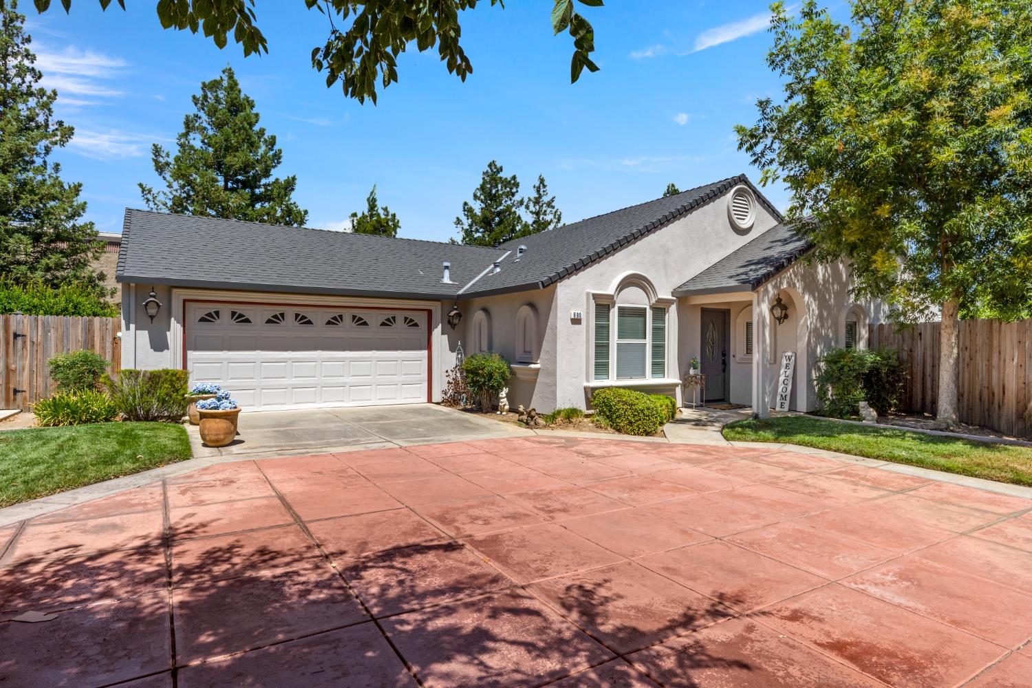 Detail Gallery Image 1 of 19 For 698 Village Dr, Galt,  CA 95632 - 2 Beds | 2 Baths