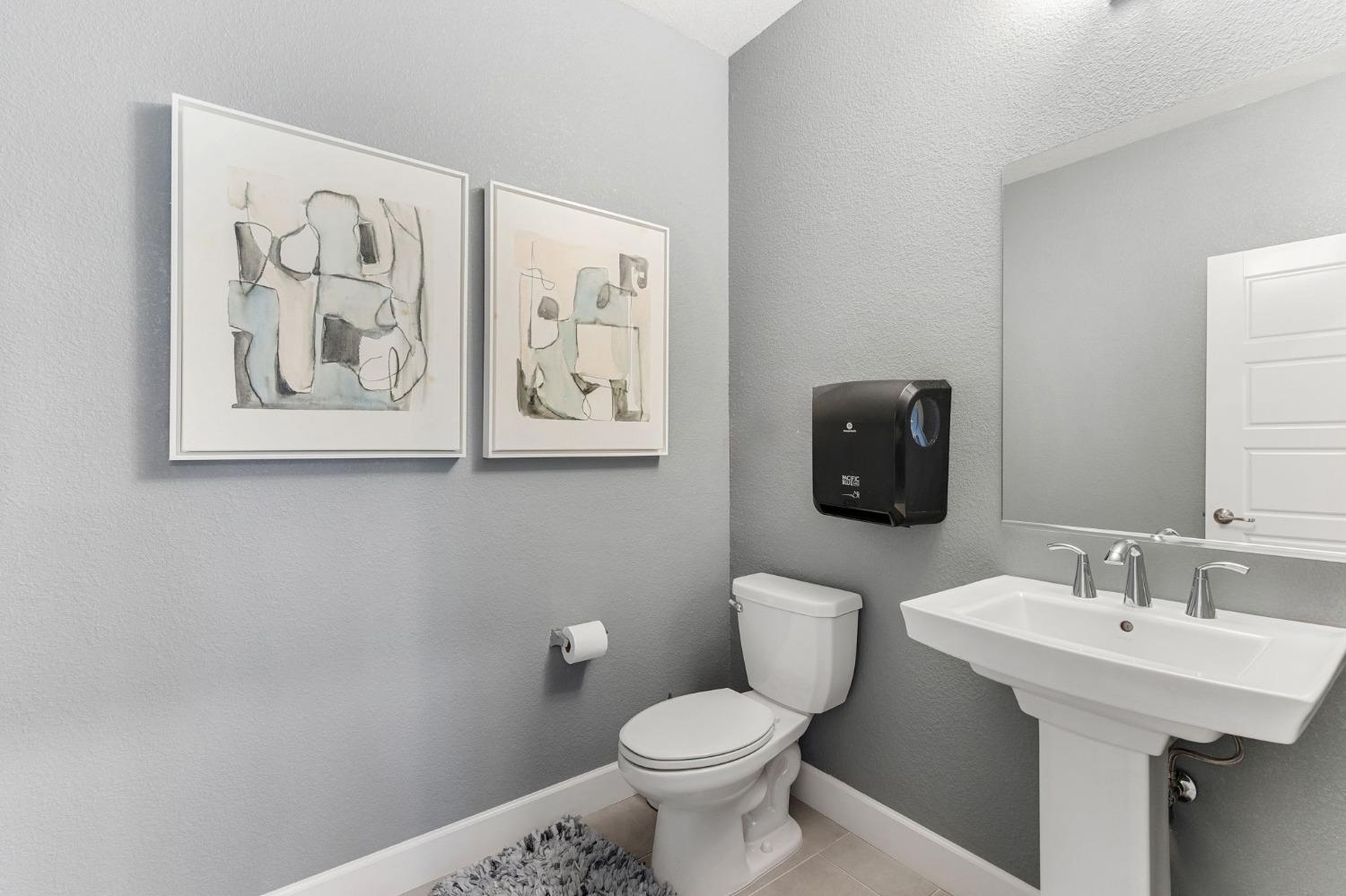 Detail Gallery Image 25 of 60 For 3701 Imogine Ave, Sacramento,  CA 95835 - 5 Beds | 4/1 Baths