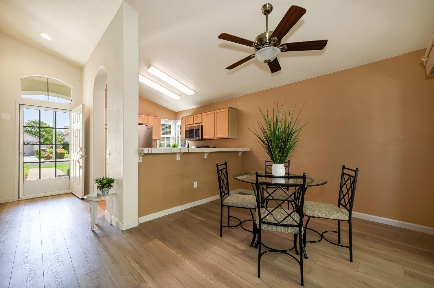 Detail Gallery Image 15 of 27 For 608 Paddlewheel Ct, Roseville,  CA 95747 - 2 Beds | 1/1 Baths