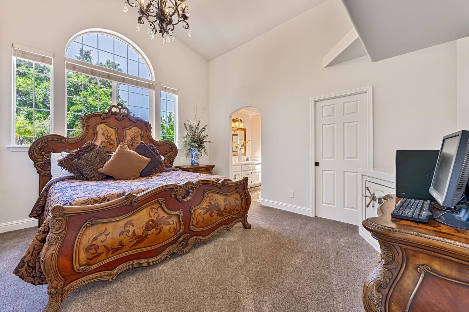 Detail Gallery Image 23 of 55 For 11235 Dry Creek Rd, Auburn,  CA 95602 - 3 Beds | 2 Baths