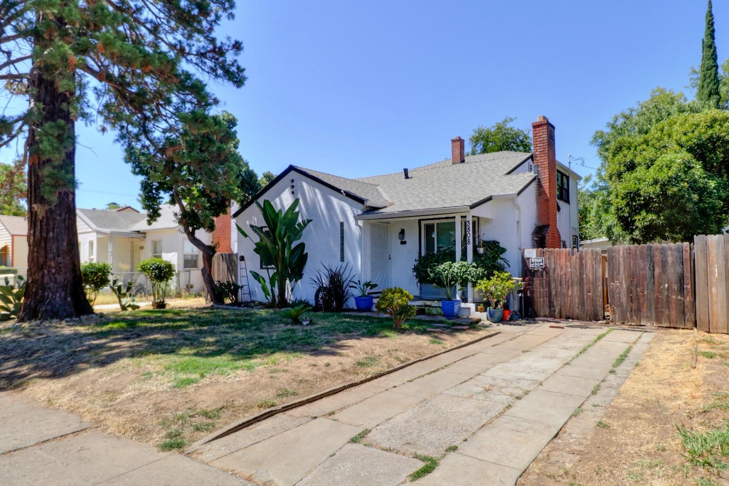 Detail Gallery Image 35 of 35 For 3808 La Solidad, Sacramento,  CA 95820 - 4 Beds | 2 Baths