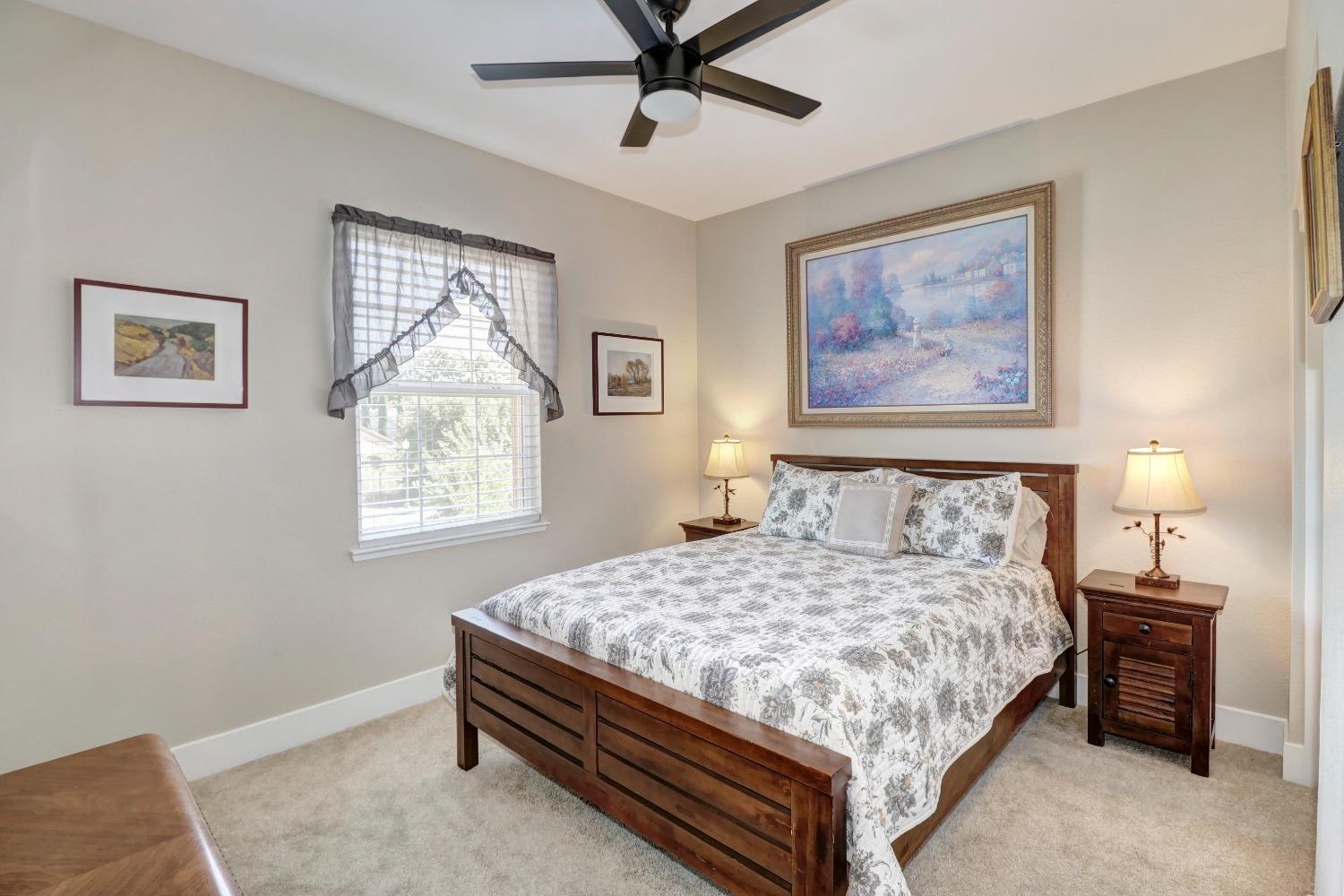 Detail Gallery Image 28 of 41 For 11 Wheelhouse Ct, Sacramento,  CA 95833 - 5 Beds | 2/1 Baths