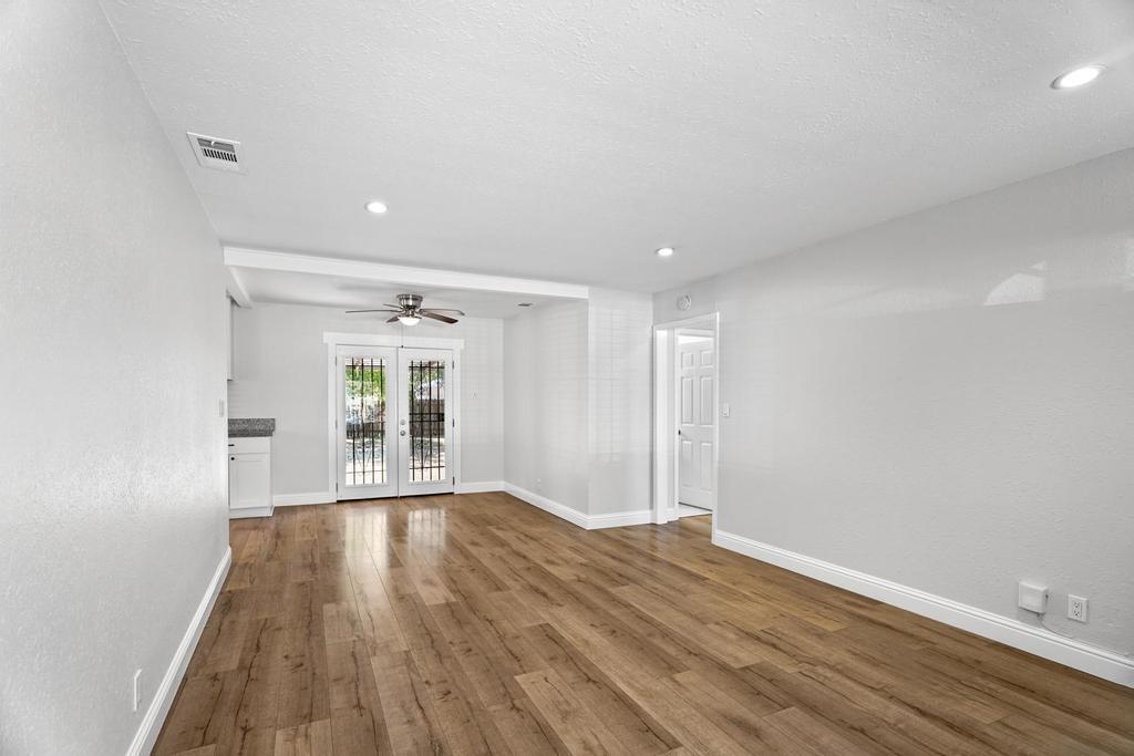 Detail Gallery Image 16 of 23 For 3913 Presidio St, Sacramento,  CA 95838 - 3 Beds | 1 Baths