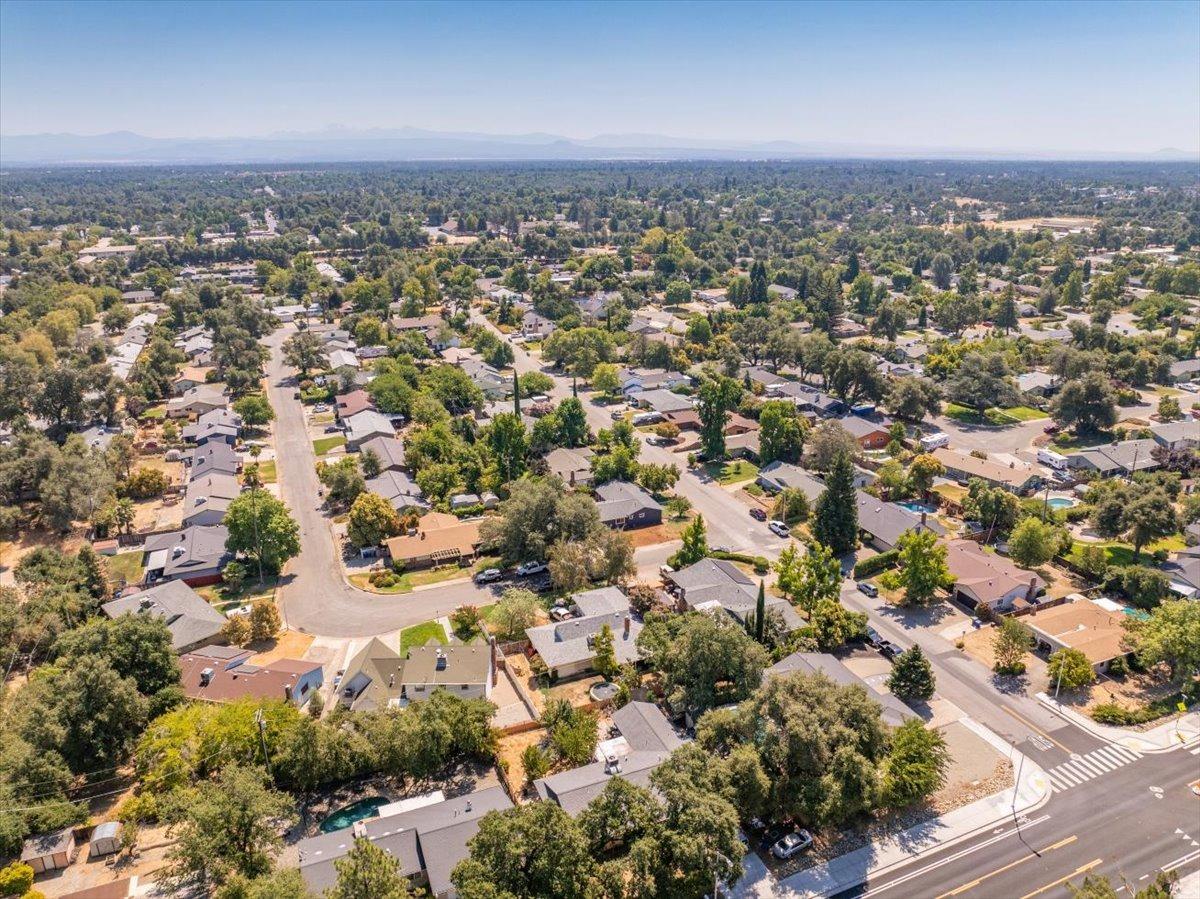 Estate Street #1, Red Bluff, California image 11