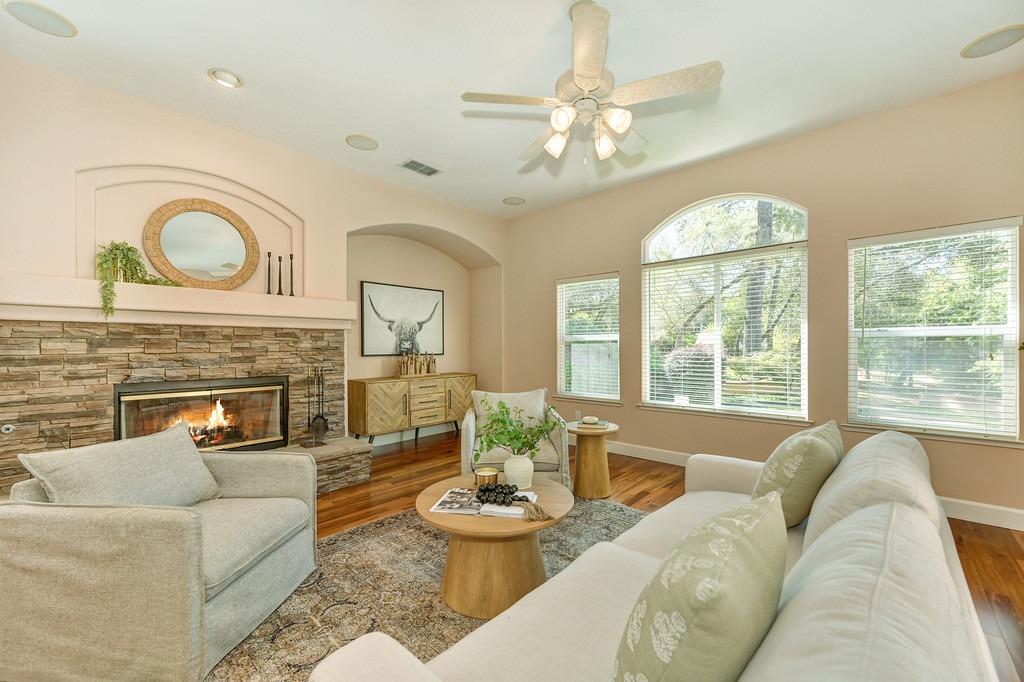 Detail Gallery Image 16 of 47 For 3460 Brittany Way, El Dorado Hills,  CA 95762 - 4 Beds | 2/1 Baths