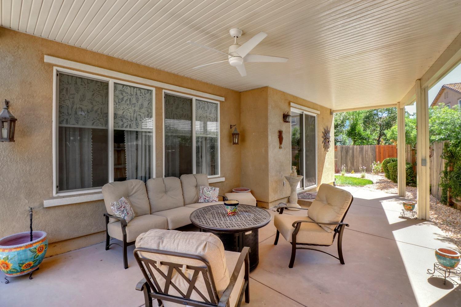 Detail Gallery Image 15 of 41 For 11 Wheelhouse Ct, Sacramento,  CA 95833 - 5 Beds | 2/1 Baths