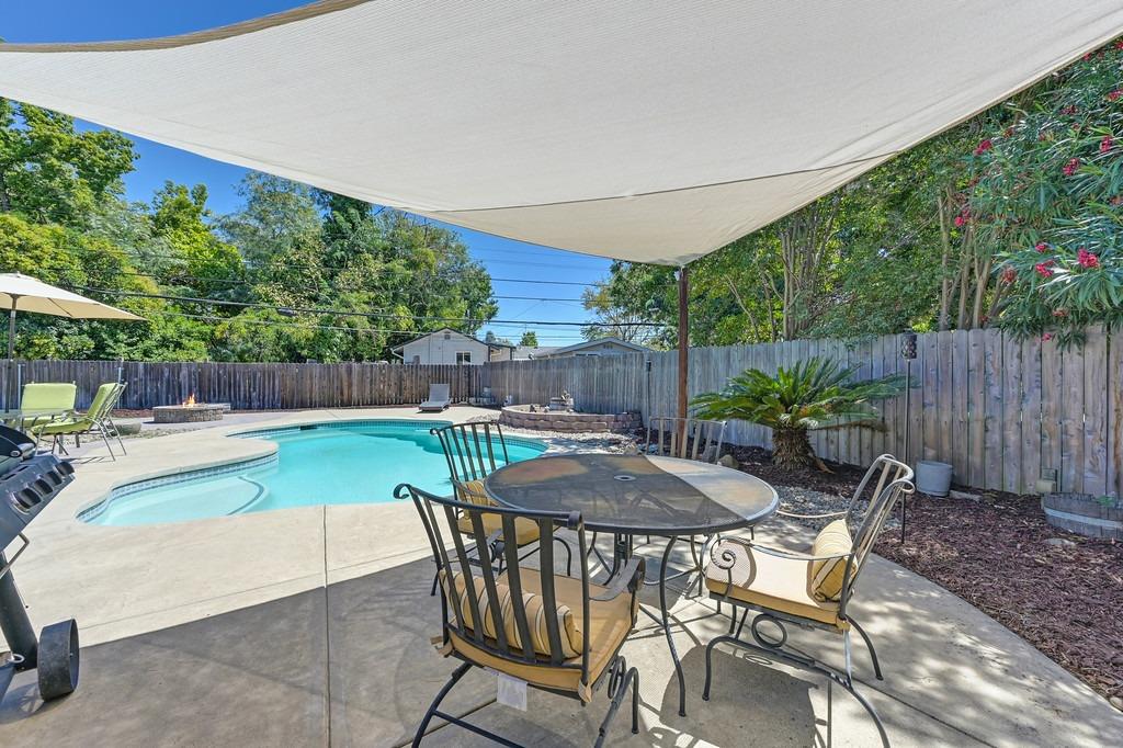 Detail Gallery Image 28 of 38 For 2544 Andrade Way, Sacramento,  CA 95821 - 3 Beds | 2 Baths