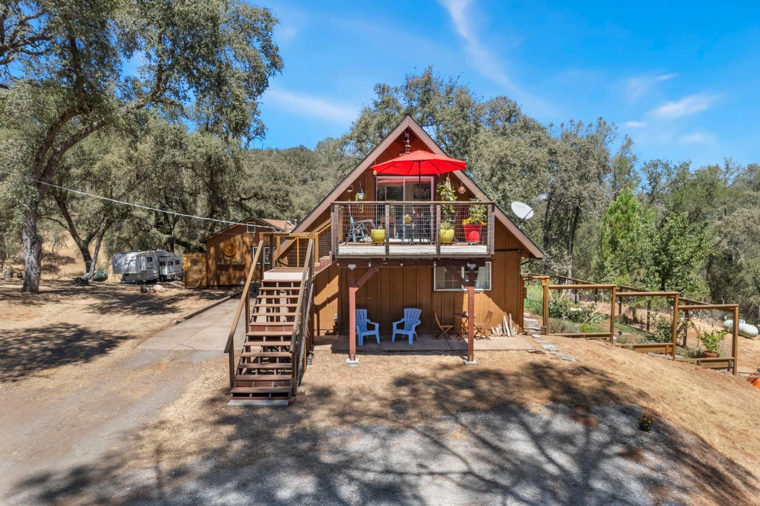 Detail Gallery Image 36 of 44 For 5460 Rattlesnake Bar Rd, Pilot Hill,  CA 95664 - 3 Beds | 2/1 Baths