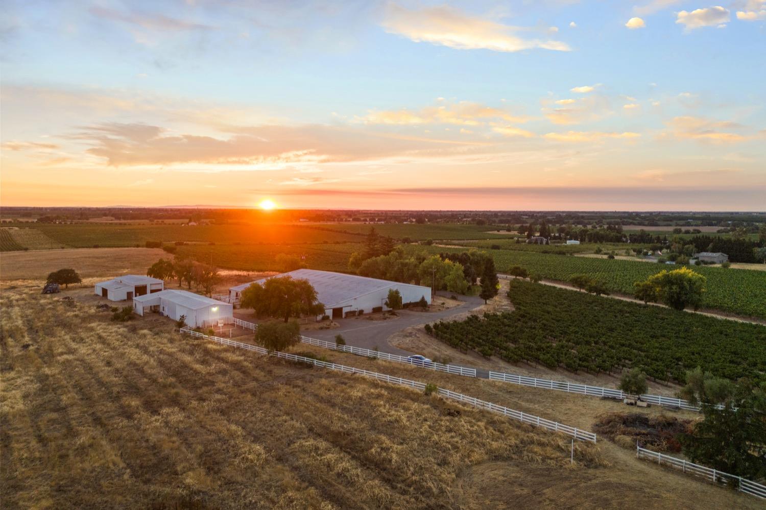 Detail Gallery Image 1 of 89 For 19268 Atkins Rd, Lodi,  CA 95240 - 1 Beds | 1/1 Baths