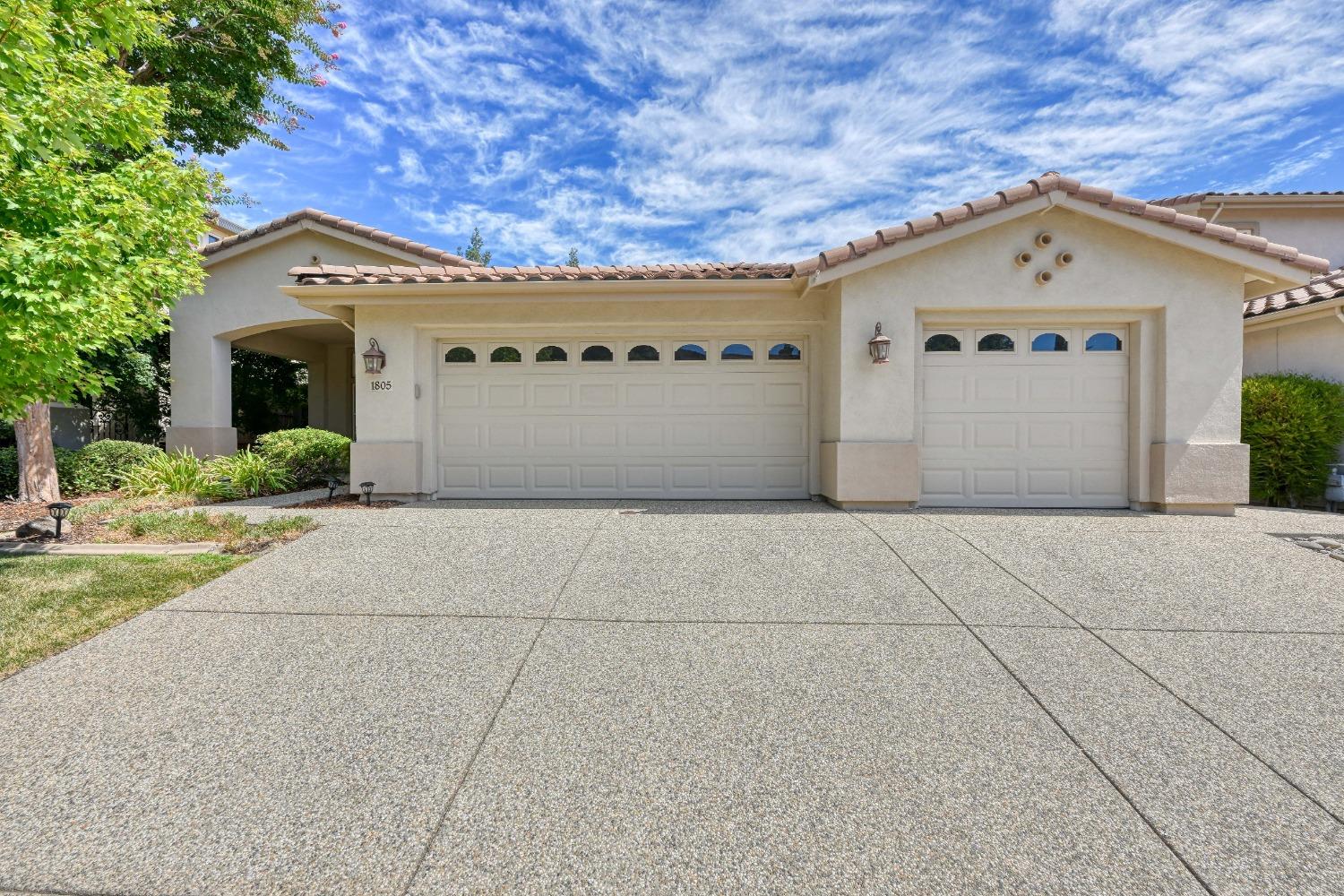 Detail Gallery Image 1 of 1 For 1805 Heather Garden Lane, Roseville,  CA 95661 - 3 Beds | 2 Baths