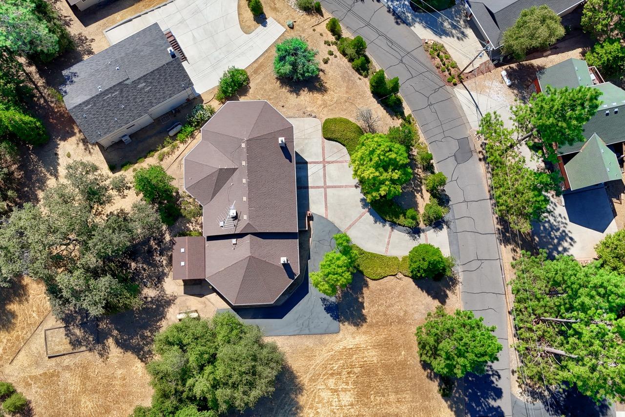 Detail Gallery Image 55 of 71 For 12639 Cresthaven Dr, Groveland,  CA 95321 - 3 Beds | 2/1 Baths