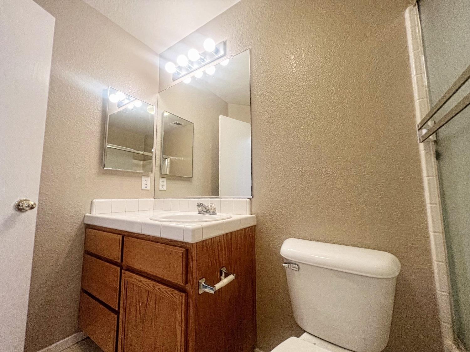 Detail Gallery Image 21 of 43 For 2411 Volpi Dr, Stockton,  CA 95206 - 3 Beds | 2 Baths