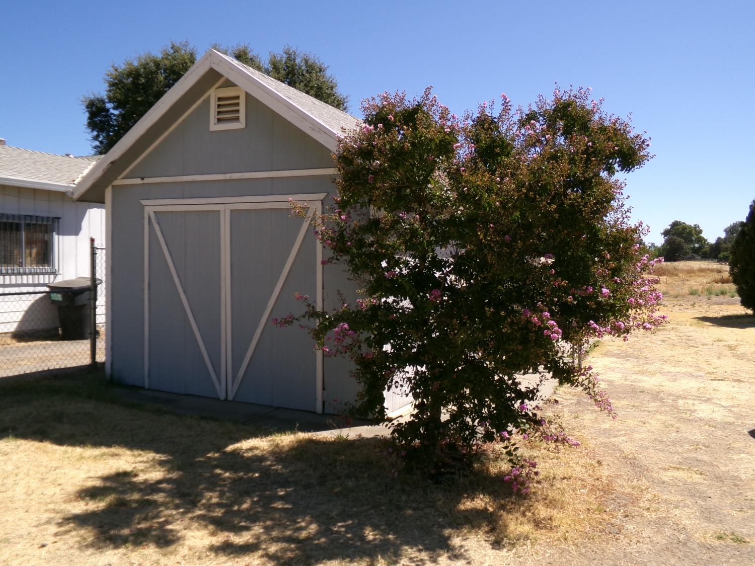 Detail Gallery Image 23 of 39 For 7400 26th St, Rio Linda,  CA 95673 - 3 Beds | 1 Baths