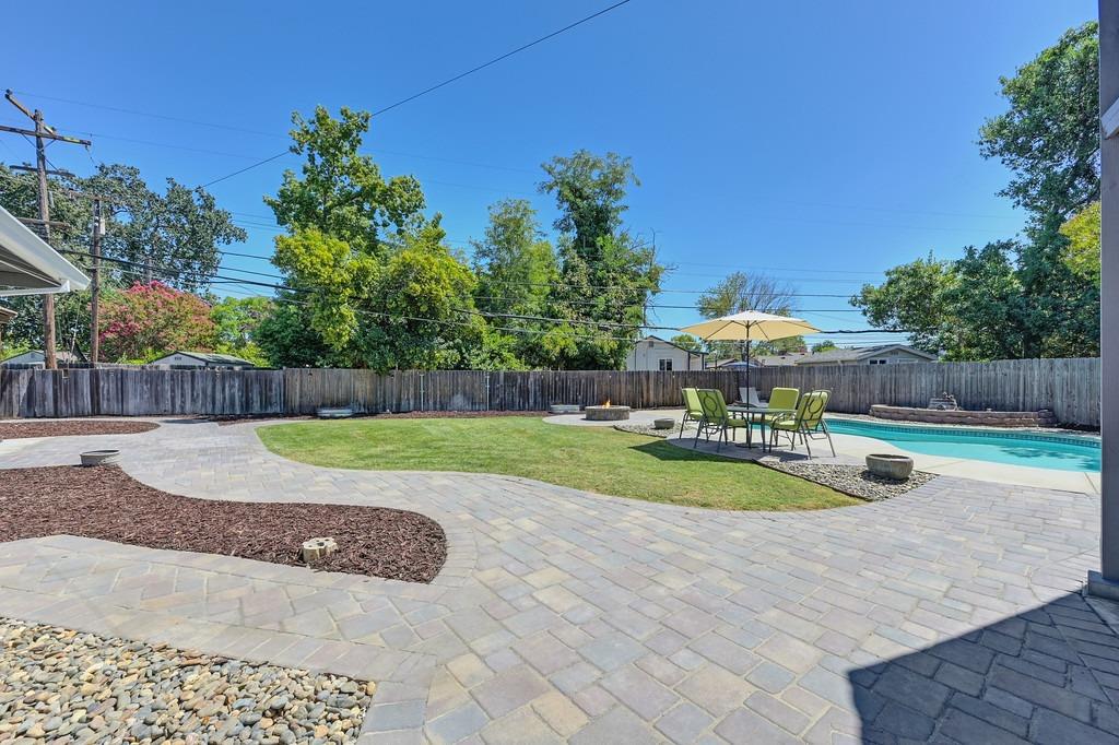 Detail Gallery Image 35 of 38 For 2544 Andrade Way, Sacramento,  CA 95821 - 3 Beds | 2 Baths