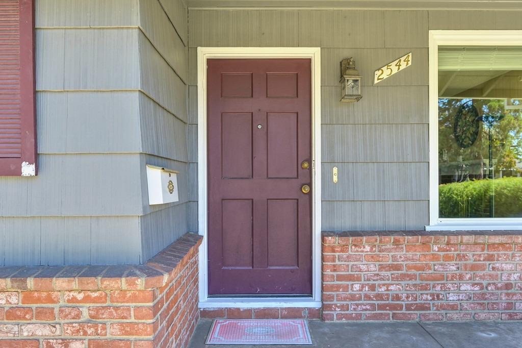 Detail Gallery Image 5 of 38 For 2544 Andrade Way, Sacramento,  CA 95821 - 3 Beds | 2 Baths