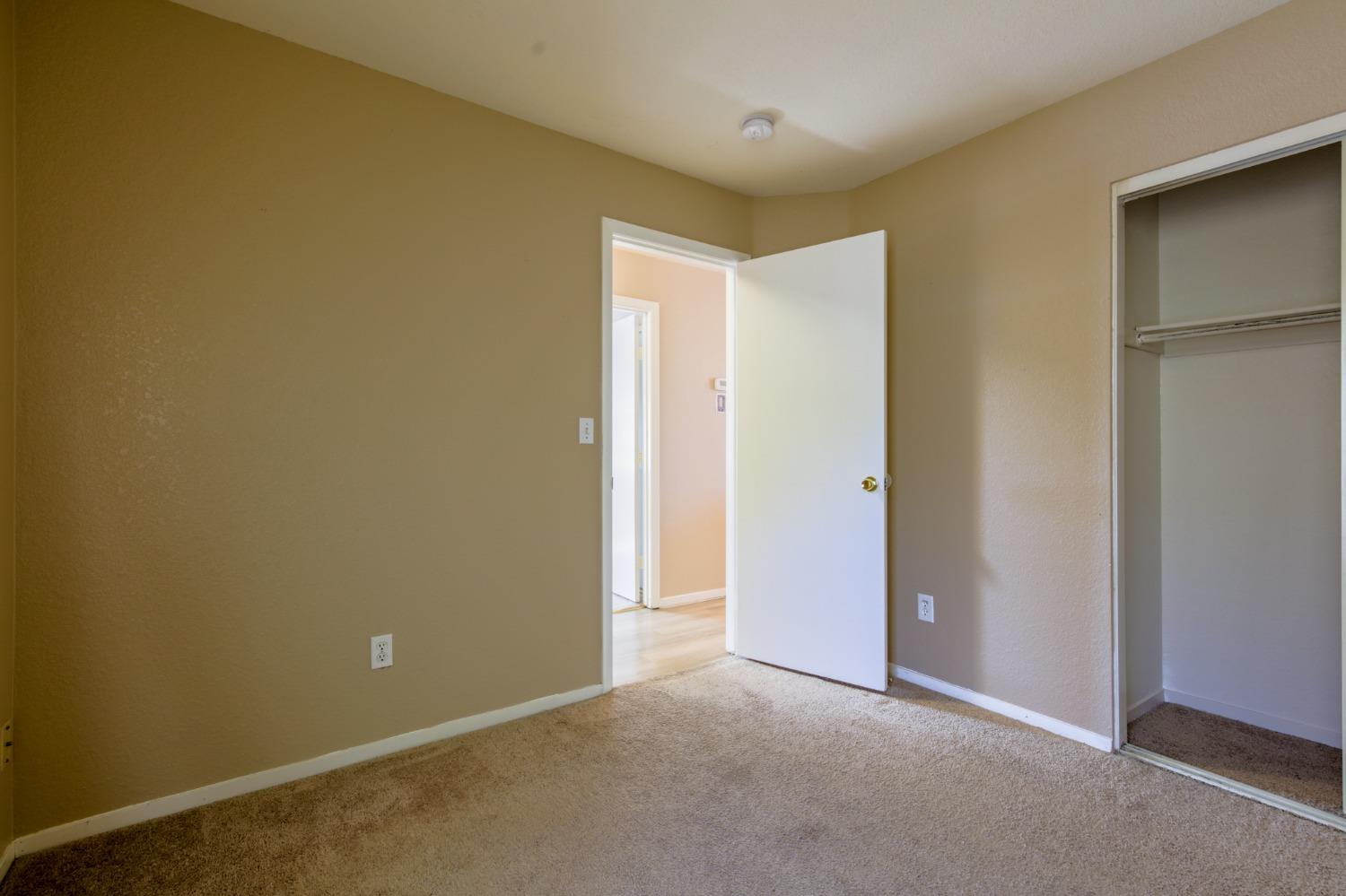 Detail Gallery Image 26 of 43 For 2411 Volpi Dr, Stockton,  CA 95206 - 3 Beds | 2 Baths