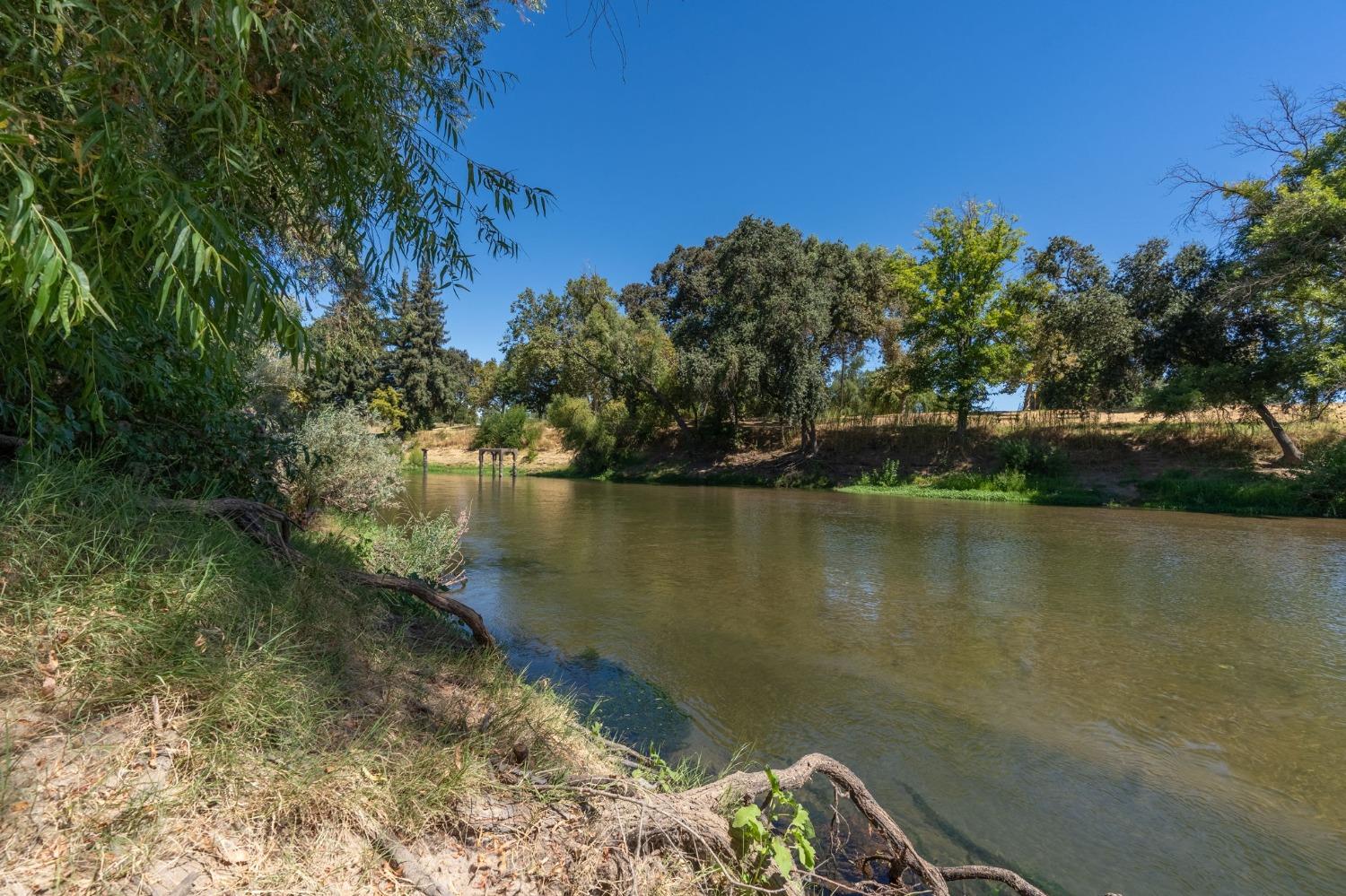 Detail Gallery Image 28 of 32 For 1305 River Rd, Modesto,  CA 95351 - 4 Beds | 2 Baths