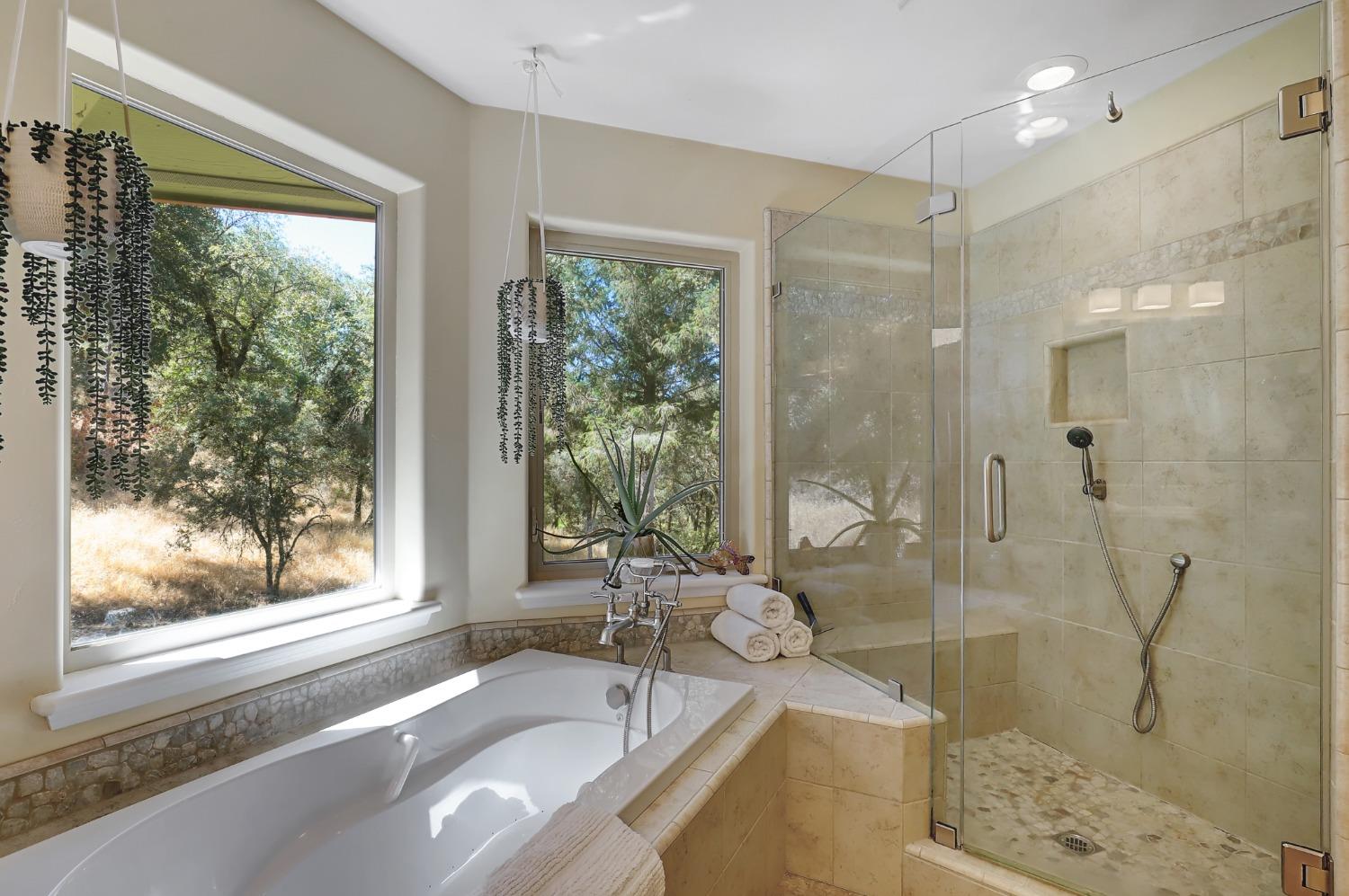 Detail Gallery Image 27 of 97 For 16967 Brewer Rd, Grass Valley,  CA 95949 - 3 Beds | 2/1 Baths