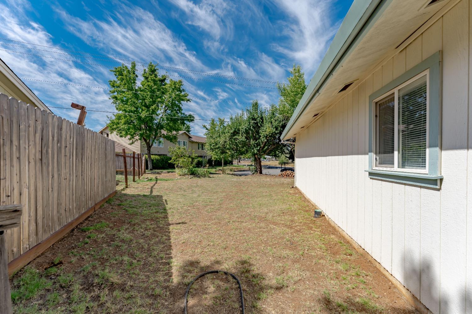 Detail Gallery Image 16 of 19 For 10475 Broken Oak Ct, Penn Valley,  CA 95946 - 1 Beds | 1 Baths