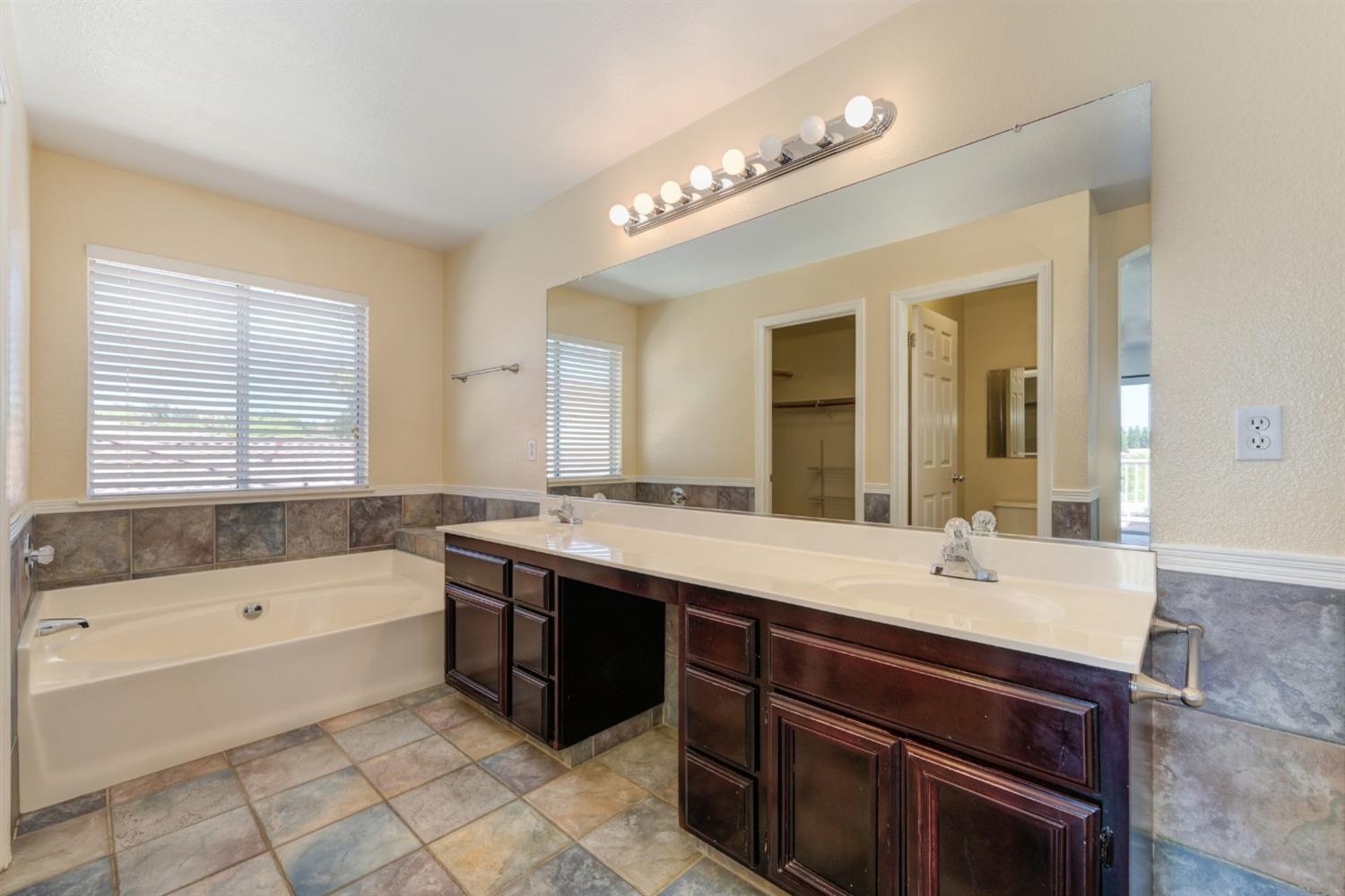 Detail Gallery Image 30 of 45 For 1707 Poppy Dr, Rocklin,  CA 95765 - 3 Beds | 2/1 Baths