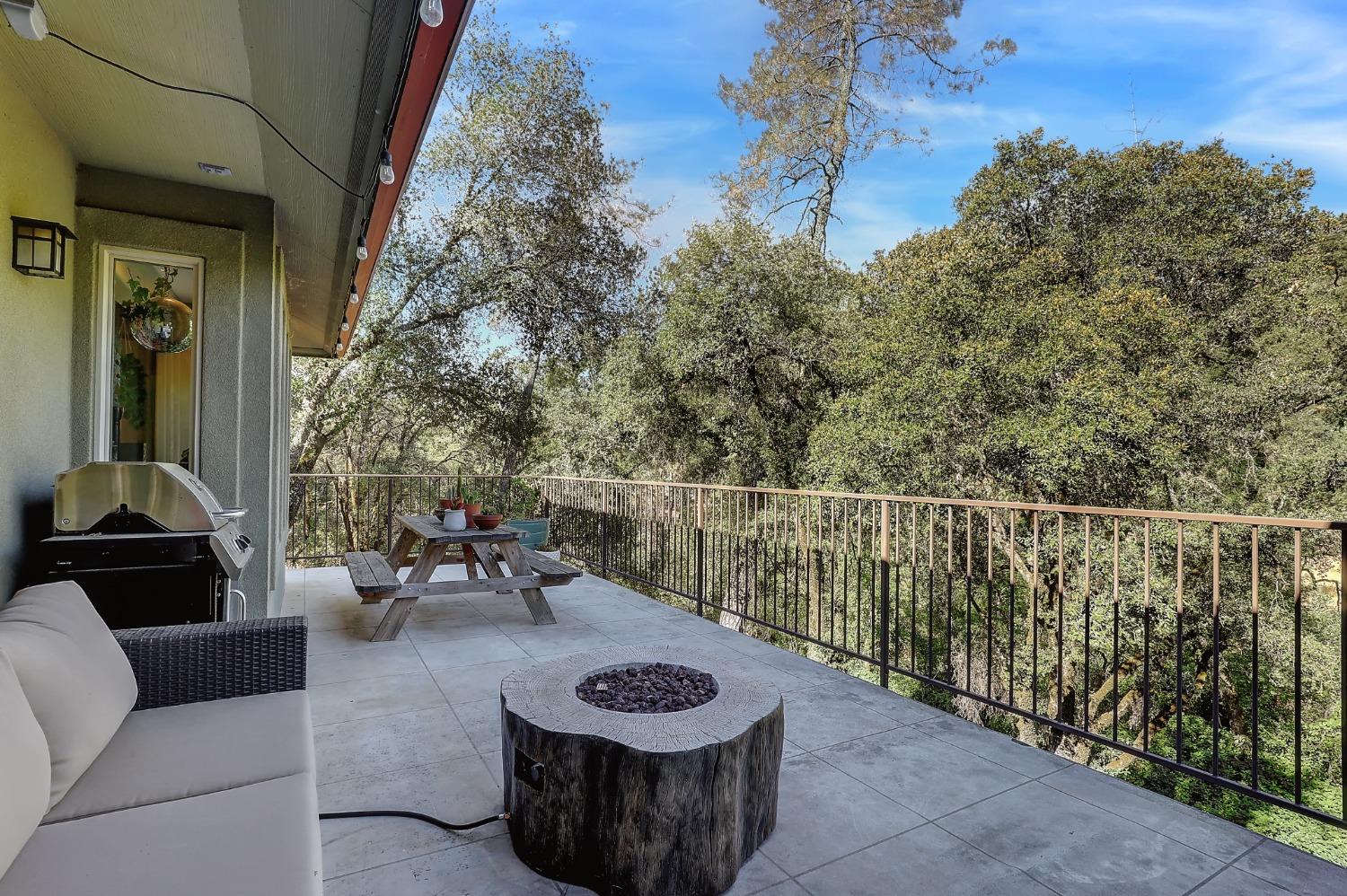 Detail Gallery Image 66 of 97 For 16967 Brewer Rd, Grass Valley,  CA 95949 - 3 Beds | 2/1 Baths