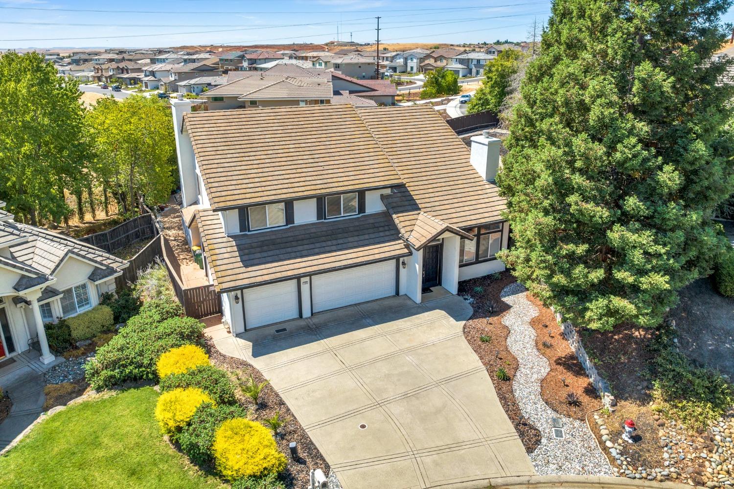 Detail Gallery Image 3 of 56 For 1518 Southridge Ct, El Dorado Hills,  CA 95762 - 4 Beds | 3 Baths