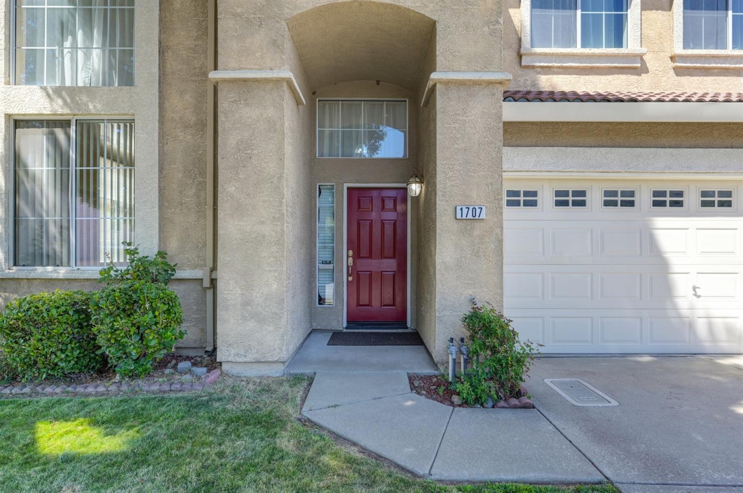 Detail Gallery Image 2 of 45 For 1707 Poppy Dr, Rocklin,  CA 95765 - 3 Beds | 2/1 Baths