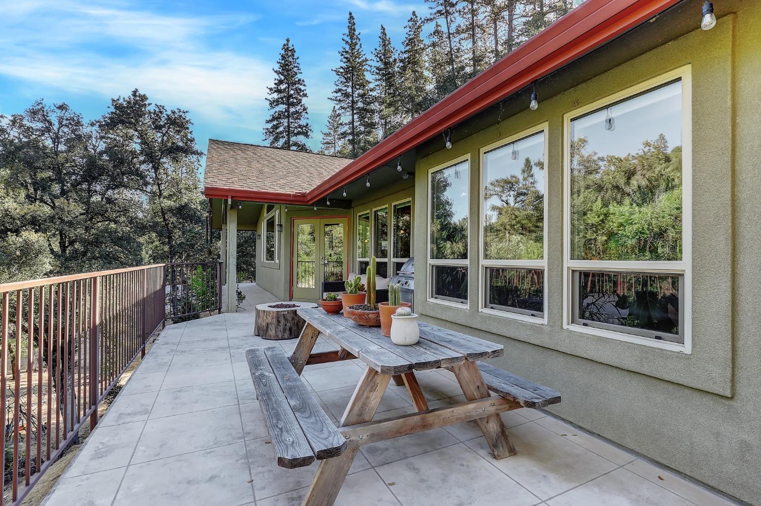 Detail Gallery Image 67 of 97 For 16967 Brewer Rd, Grass Valley,  CA 95949 - 3 Beds | 2/1 Baths