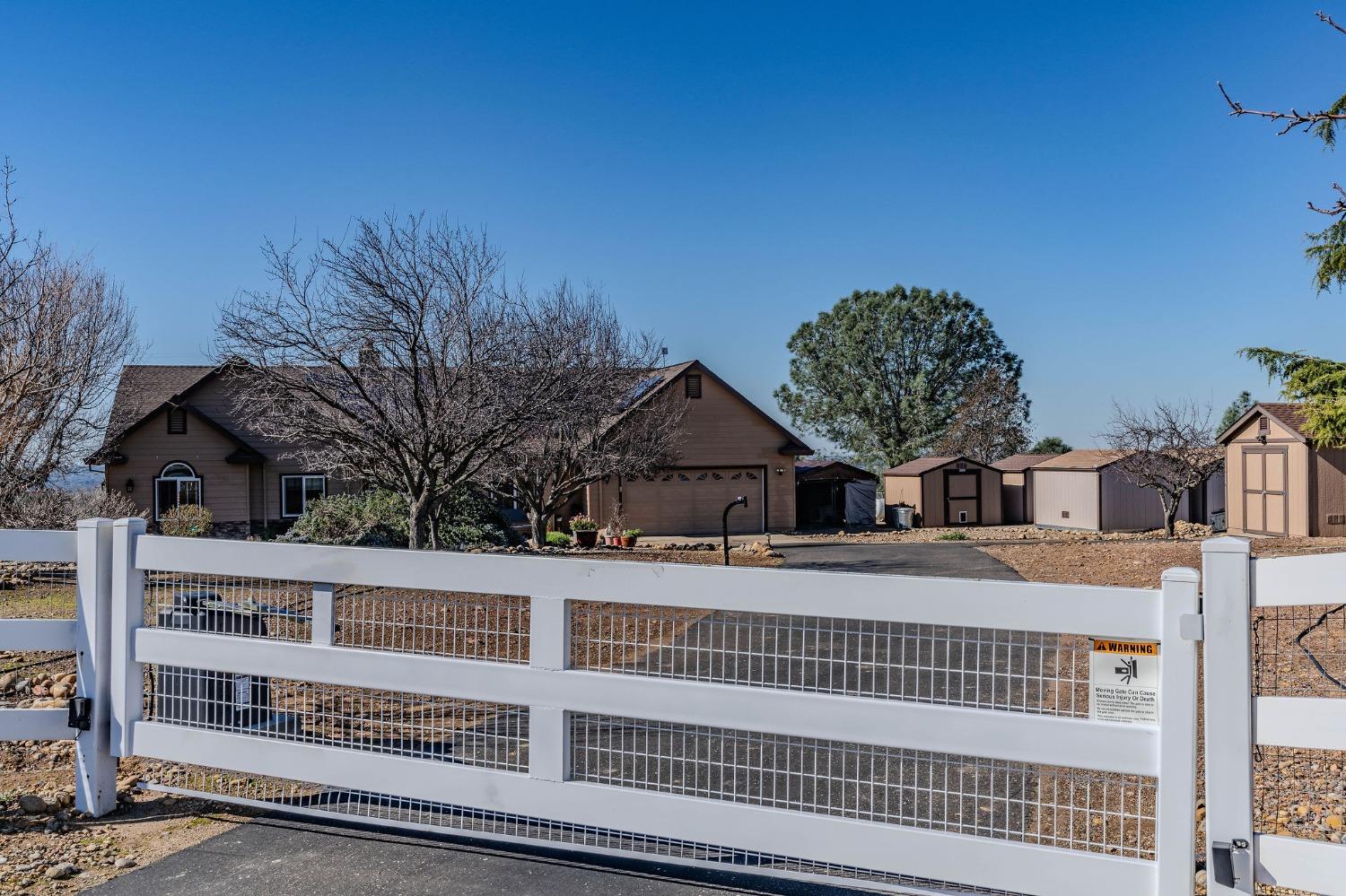 Detail Gallery Image 17 of 95 For 3178 Crestview Dr, Valley Springs,  CA 95252 - 4 Beds | 2/1 Baths