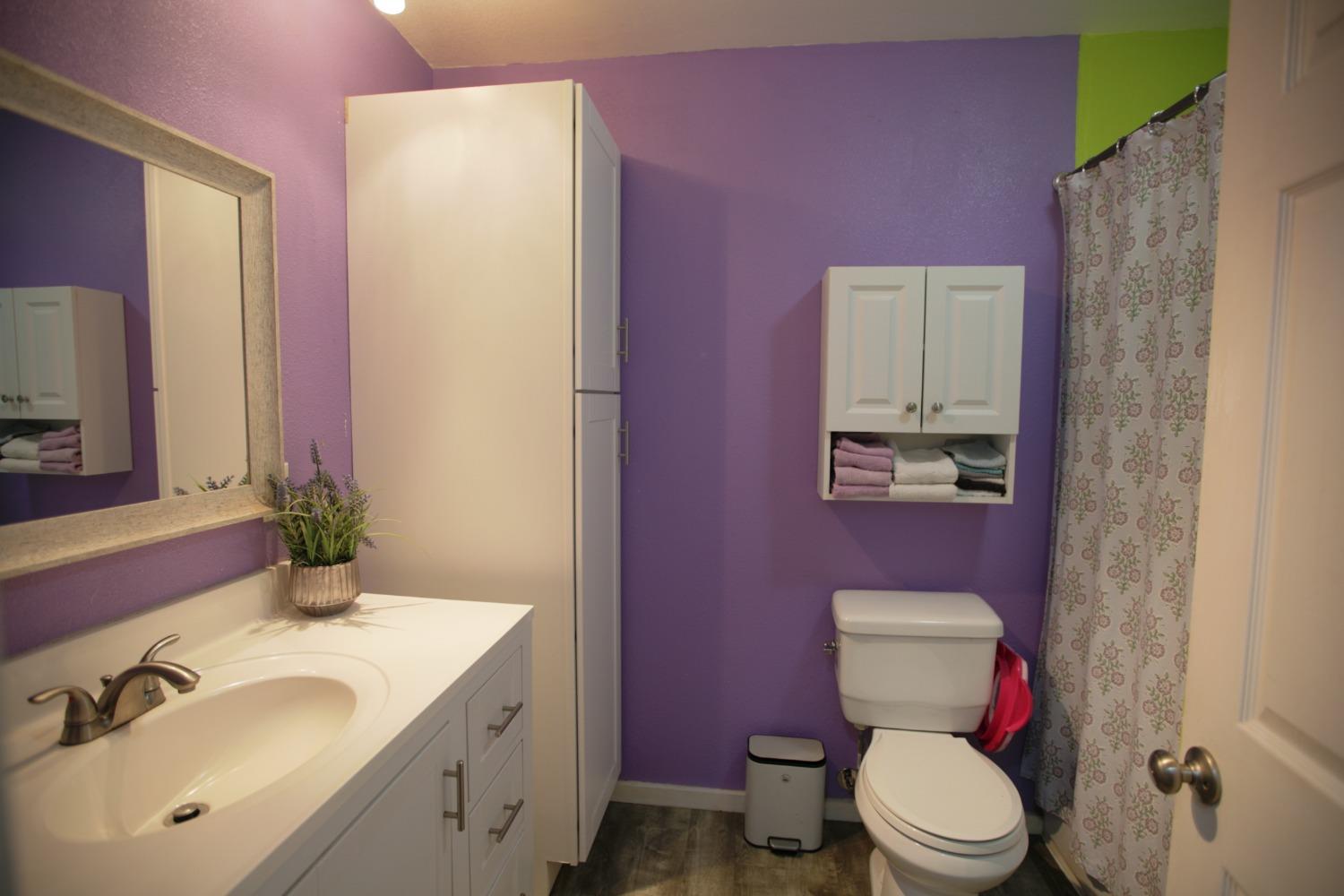 Detail Gallery Image 13 of 23 For 1162 W El Camino Ave, Sacramento,  CA 95833 - 3 Beds | 2 Baths